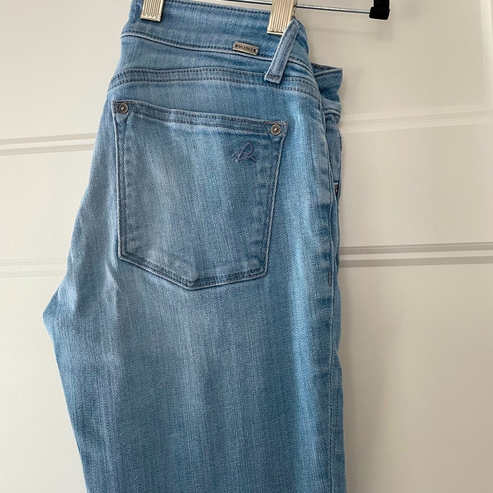 DL1961 Denim Skinny Jeans!